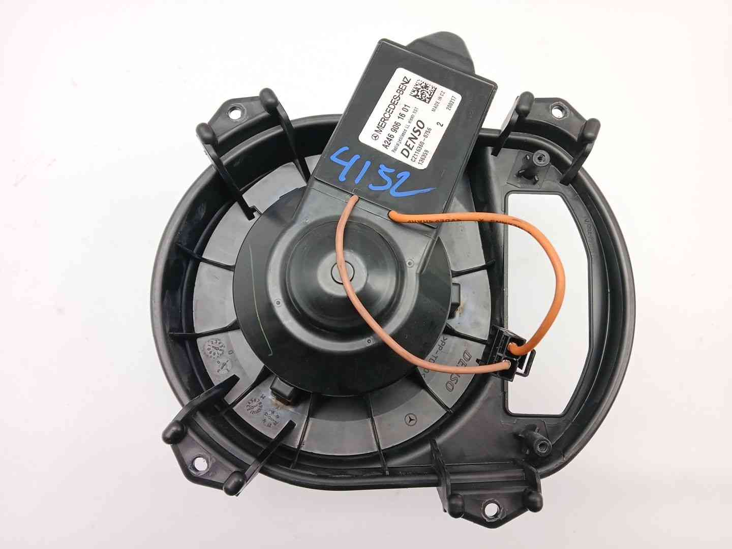 MOTOR CALEFACCION MERCEDES-BENZ CLASE A (W176) A2469061601 / CZ1163600756 A2469061601CZ1163600756 - Vista 2