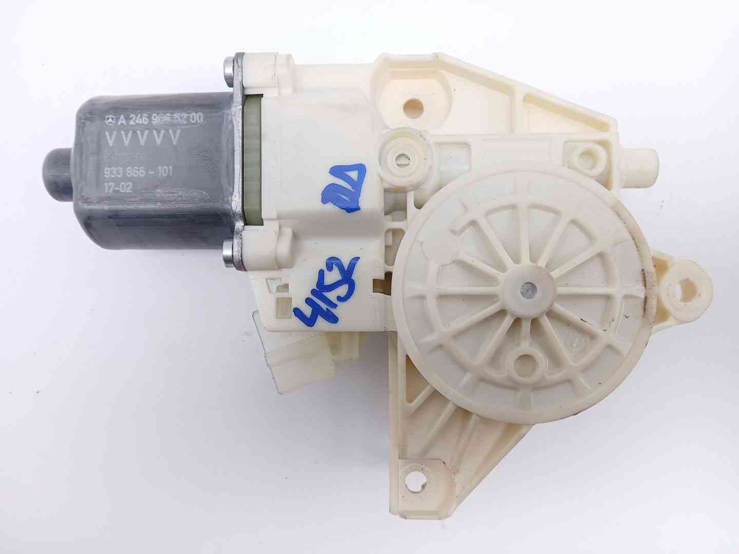 MOTOR ELEVALUNAS DELANTERO DERECHO MERCEDES-BENZ CLASE A (W176) A2469065200 A2469065200 - Vista 3