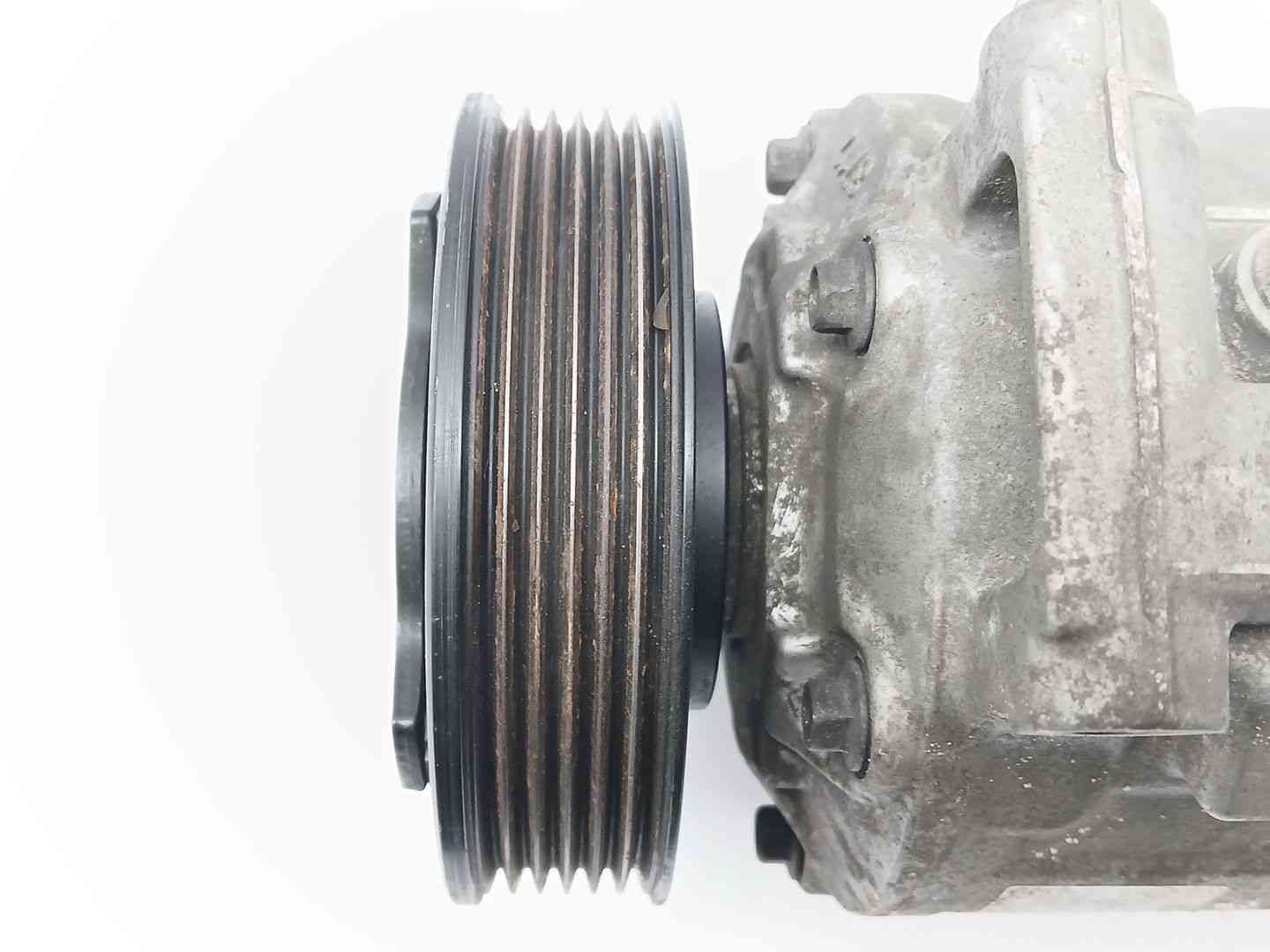 COMPRESOR AIRE ACONDICIONADO VOLKSWAGEN CADDY ALLTRACK IV Furgoneta/monovolumen (SAA) 5Q0816803K / 8466P41 5Q0816803K8466P41 - Vista 2