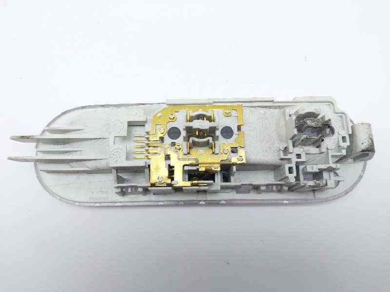 LUZ INTERIOR DACIA LODGY 8200074362 8200074362 - Vista 2