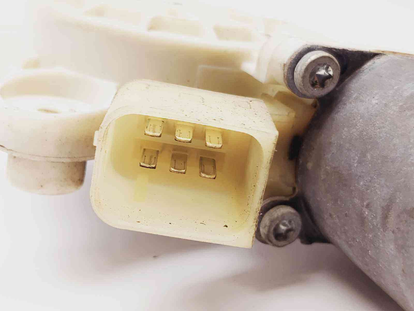 MOTOR ELEVALUNAS DELANTERO IZQUIERDO MERCEDES-BENZ CLASE E (W211) BERLINA 2118202942 / 0130821970 / 993626101 21182029420130821970993626101 - Vista 3
