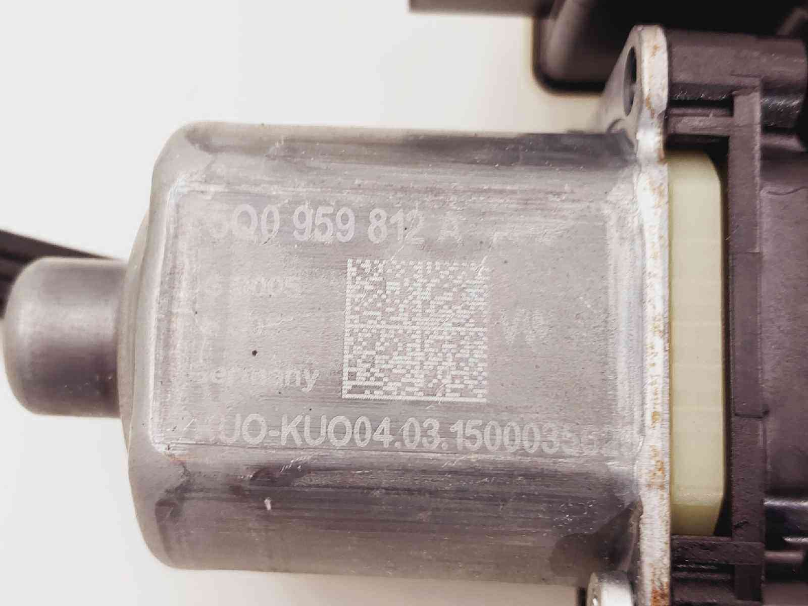 ELEVALUNAS TRASERO DERECHO SEAT LEON (5F1) 5F4839462C / 0130822724 / 5Q0959812A 5F4839462C01308227245Q0959812A - Vista 2