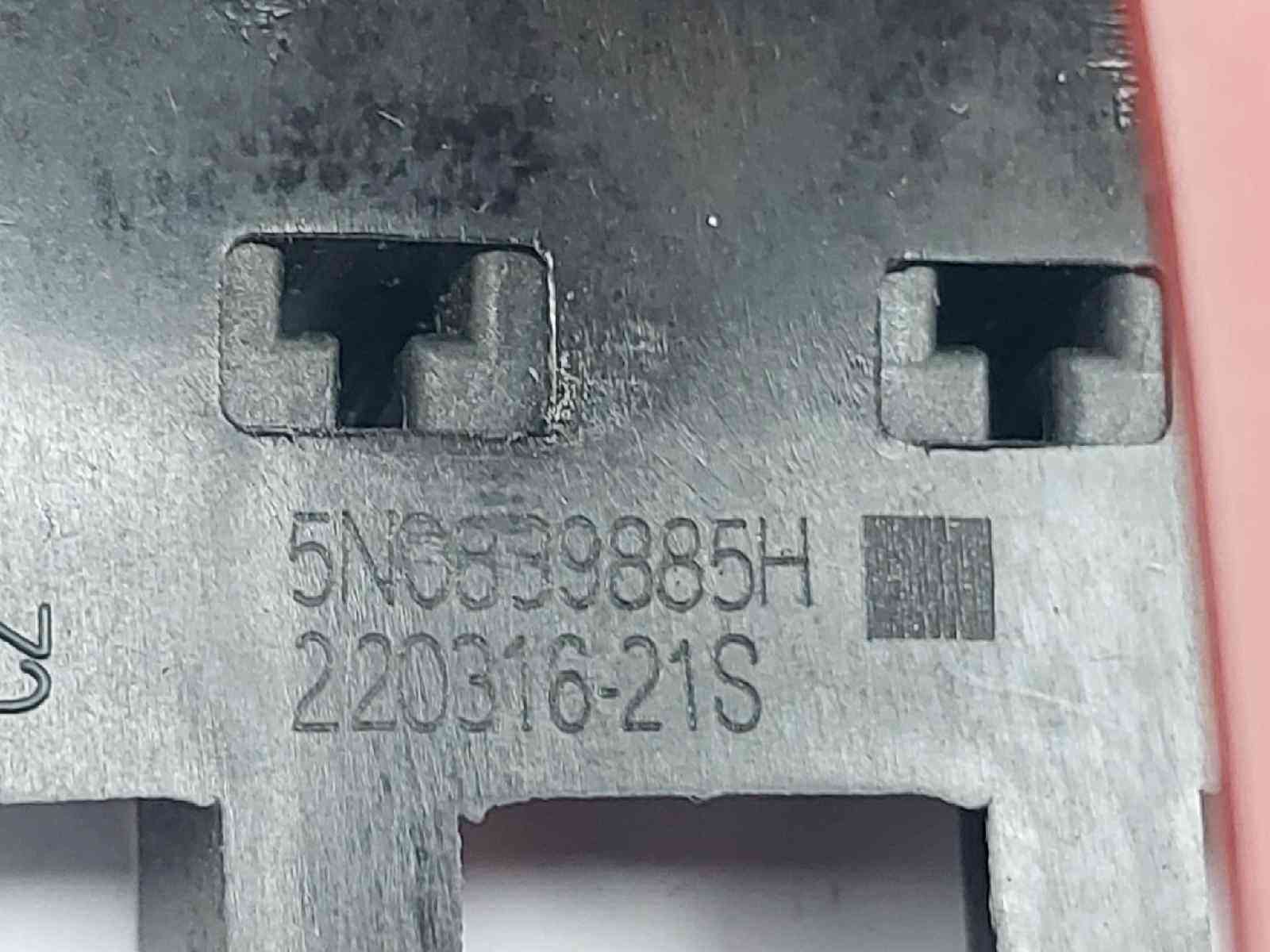 MANETA EXTERIOR TRASERA IZQUIERDA VOLKSWAGEN GOLF VII LIM. 5N0839885H 5N0839885H - Vista 3