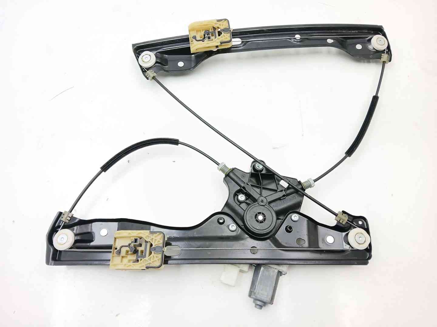 ELEVALUNAS DELANTERO DERECHO OPEL ASTRA K (B16) 39142316 / C86121100 39142316C86121100