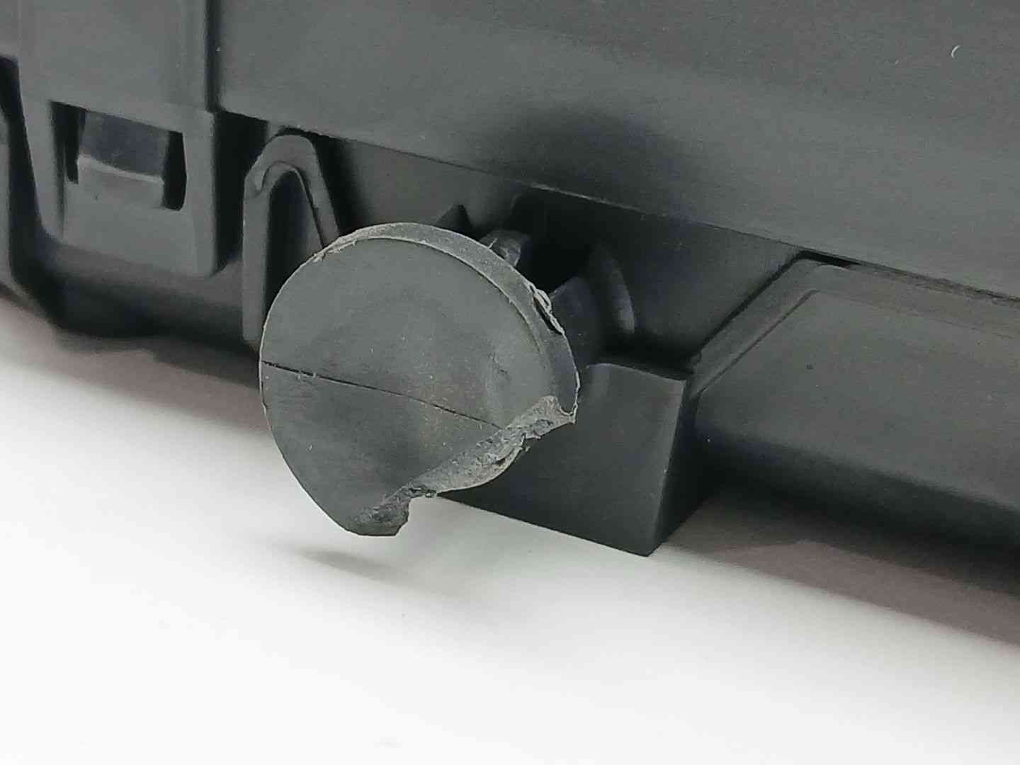 CAJA RELES / FUSIBLES CITROËN C4 CACTUS Van (0B_, 0P_) 9819849680 9819849680 - Vista 2