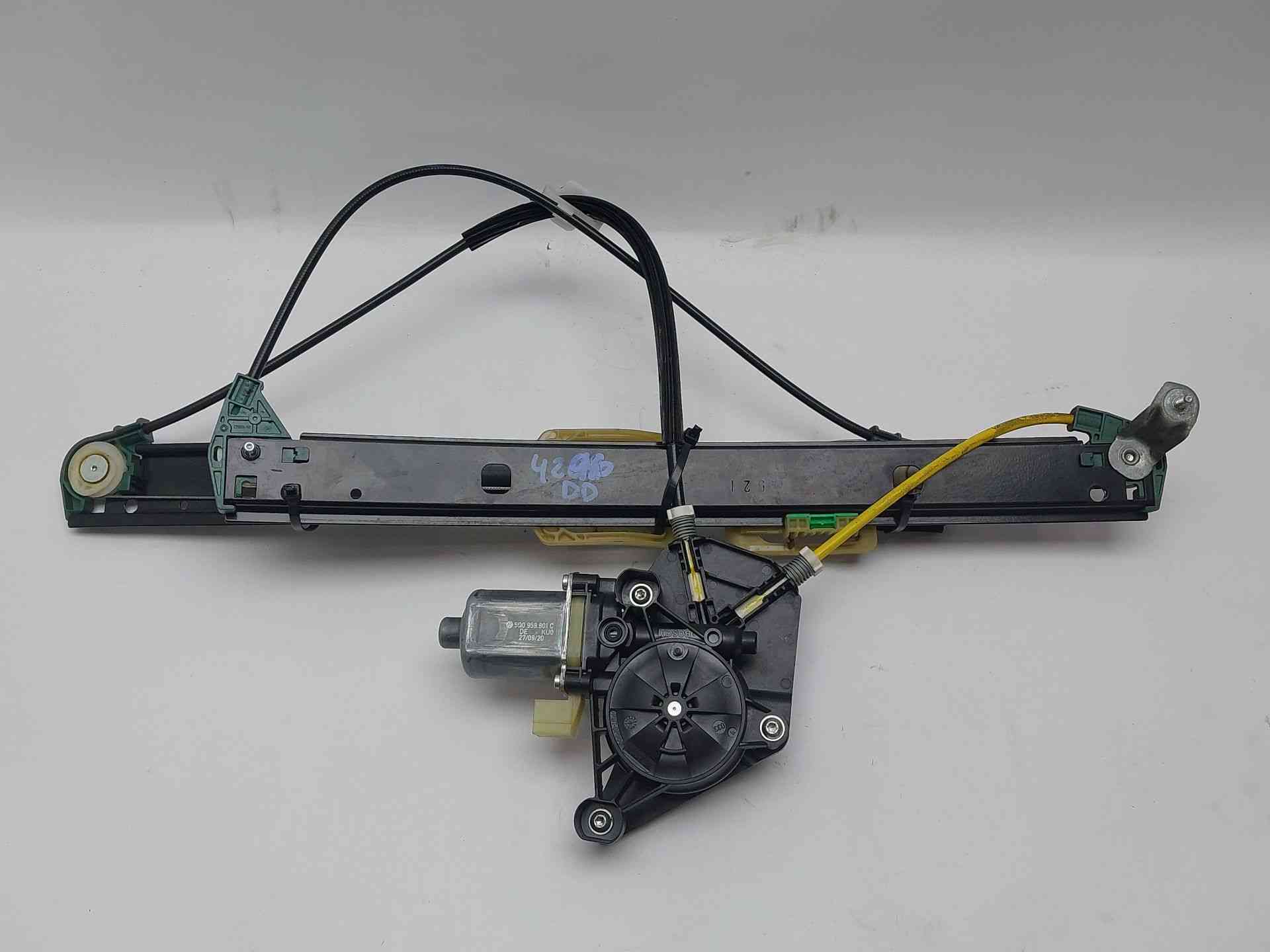 ELEVALUNAS DELANTERO DERECHO AUDI A3 Sportback (8YA, 8YF) 8Y0837462 / 5Q0959801C 8Y08374625Q0959801C