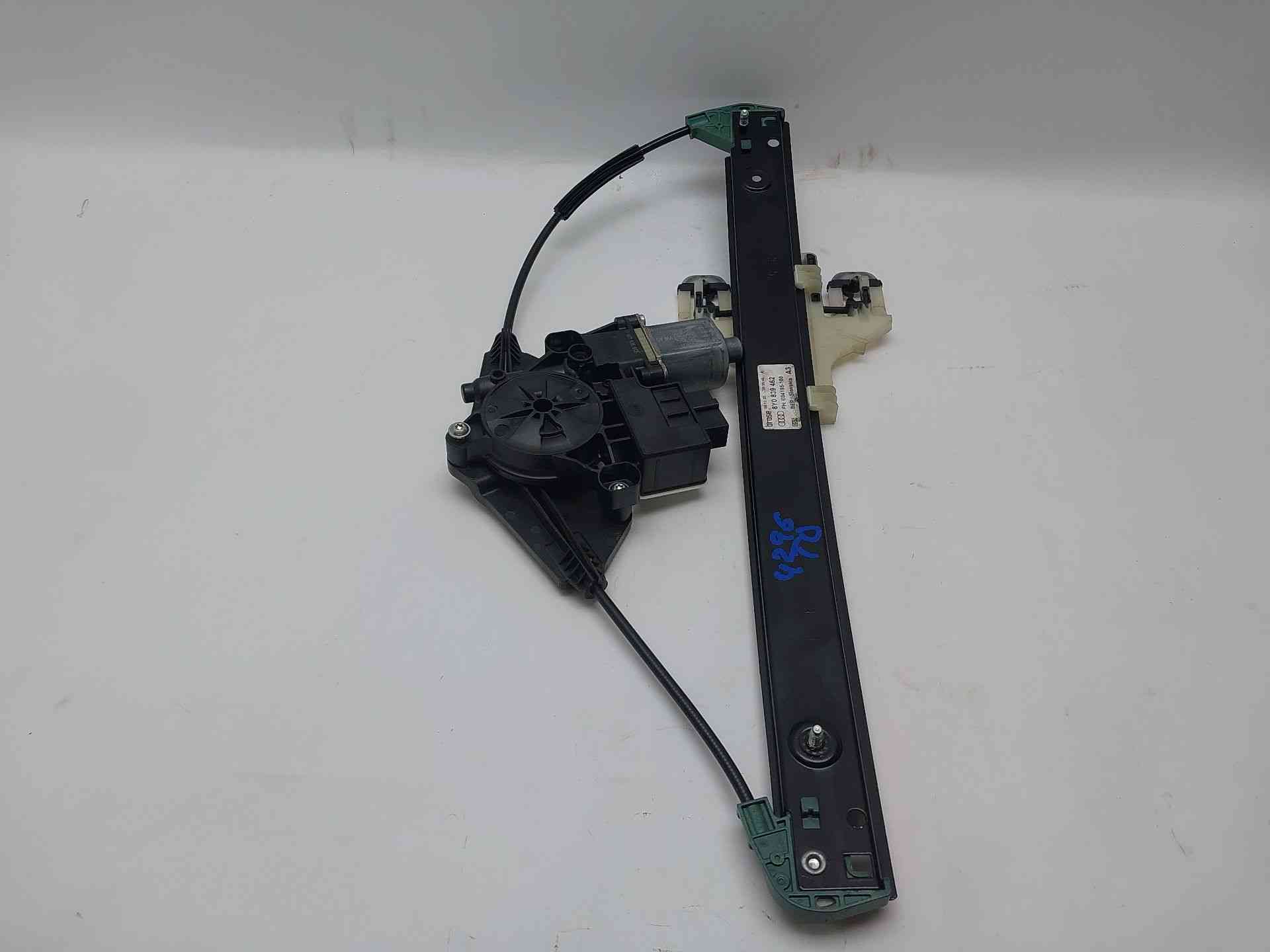 ELEVALUNAS TRASERO DERECHO AUDI A3 Sportback (8YA, 8YF) 8Y0839462 / 5Q0959408D 8Y08394625Q0959408D