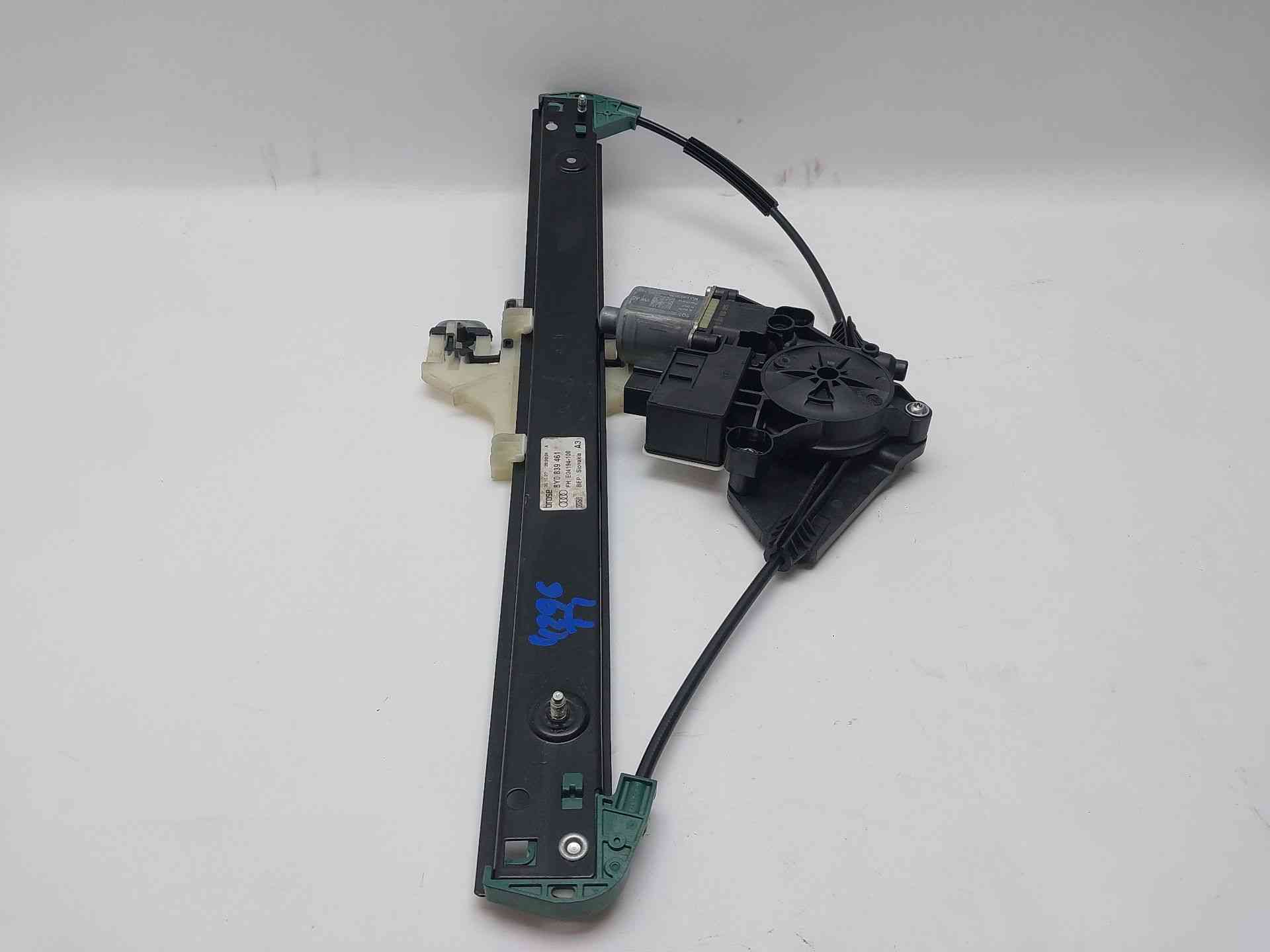 ELEVALUNAS TRASERO IZQUIERDO AUDI A3 Sportback (8YA, 8YF) 8Y0839461 / 5Q0959407D 8Y08394615Q0959407D