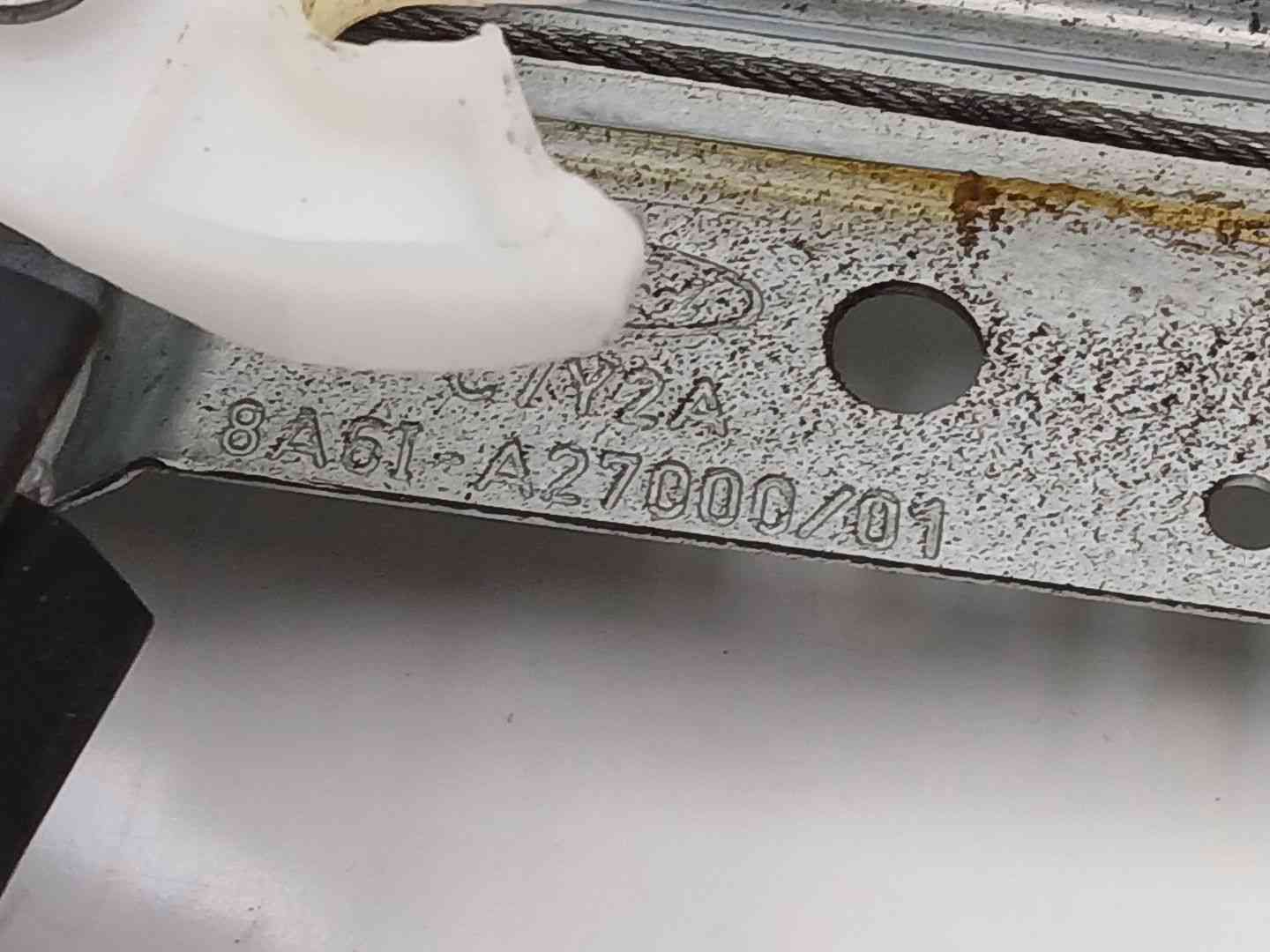 ELEVALUNAS TRASERO DERECHO FORD FIESTA (CCN) 8A61A27000 / 8A6114553B 8A61A270008A6114553B - Vista 2