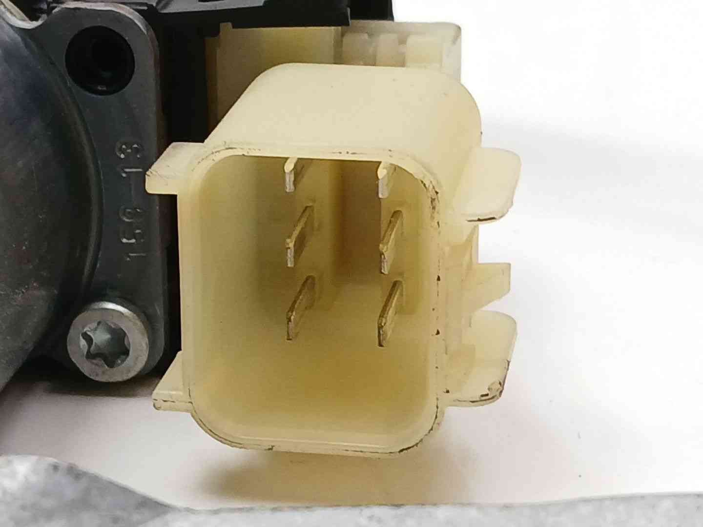 ELEVALUNAS TRASERO DERECHO FORD FIESTA (CCN) 8A61A27000 / 8A6114553B 8A61A270008A6114553B - Vista 3