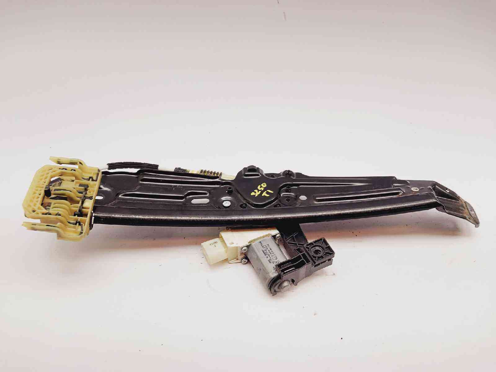 ELEVALUNAS TRASERO IZQUIERDO BMW SERIE 5 LIM. (F10) 7208017F18S / 72715639 / 72481710 7208017F18S7271563972481710 - Vista 3