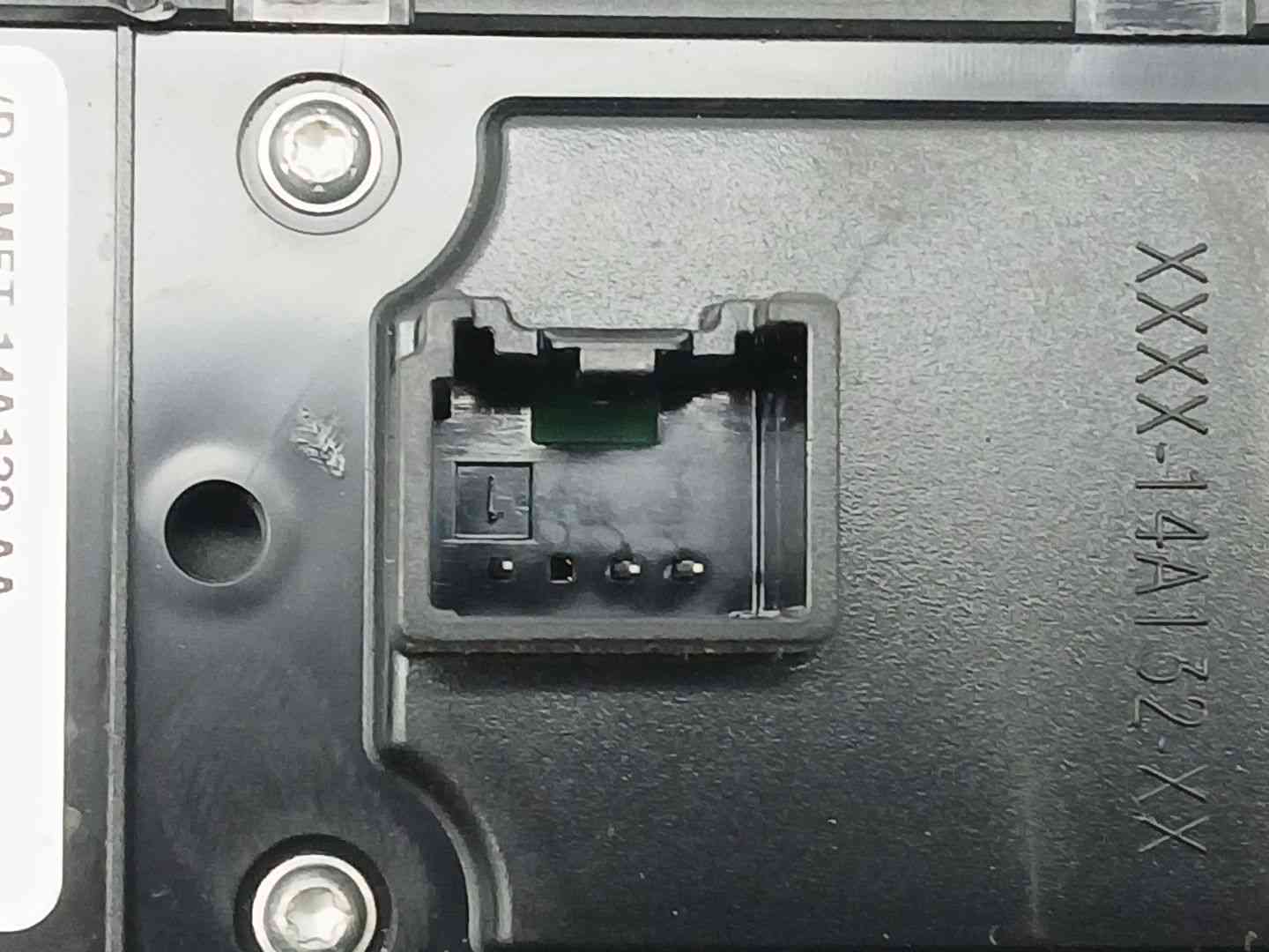 MANDO ELEVALUNAS DELANTERO IZQUIERDO FORD FIESTA (CCN) C1BBA240A41CEW / AM5T14A132AA C1BBA240A41CEWAM5T14A132AA - Vista 3