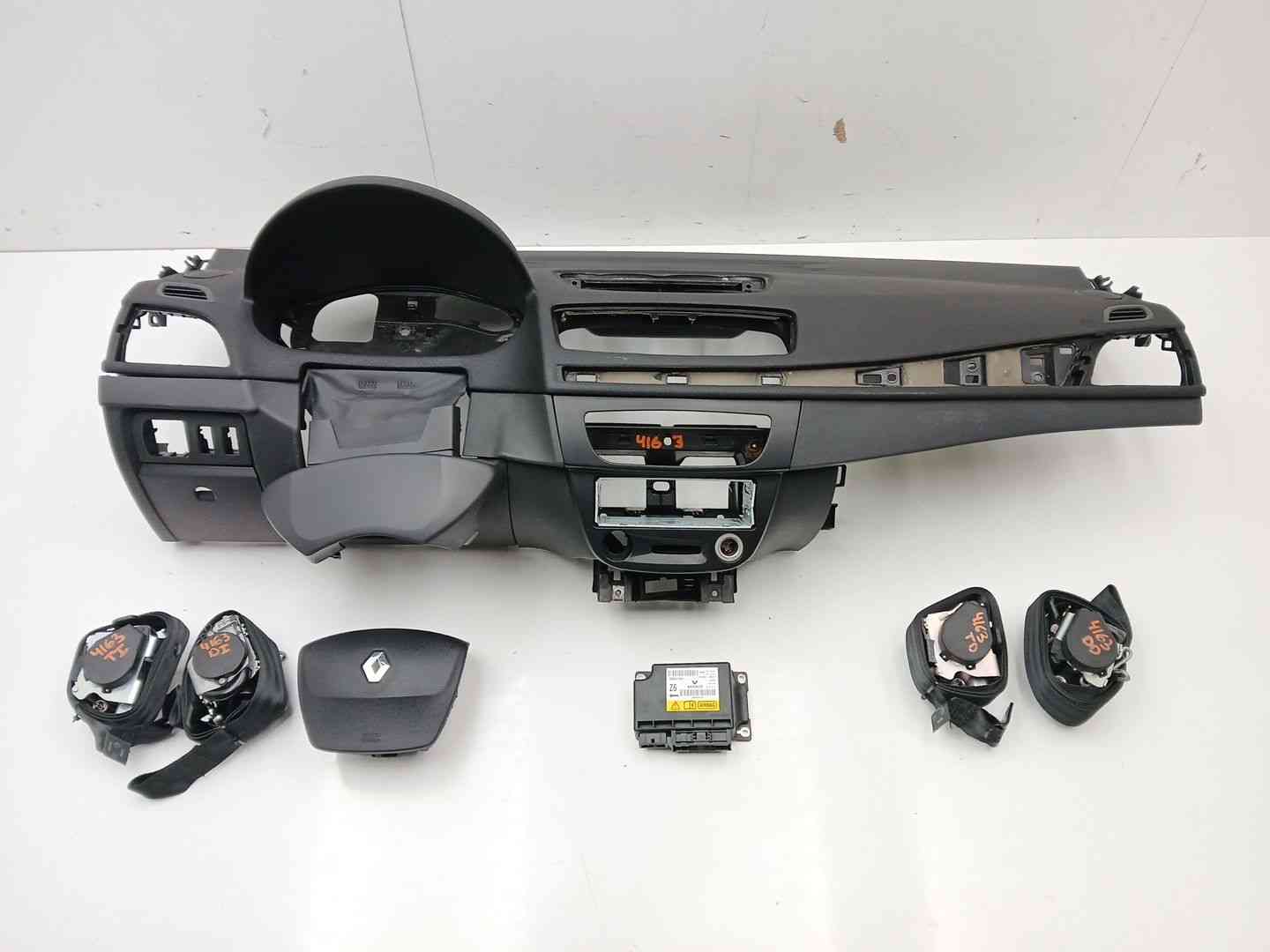 KIT AIRBAG RENAULT MEGANE III Coupé (DZ0/1_) 681000022R / 985100007R / 285584194R 681000022R985100007R285584194R