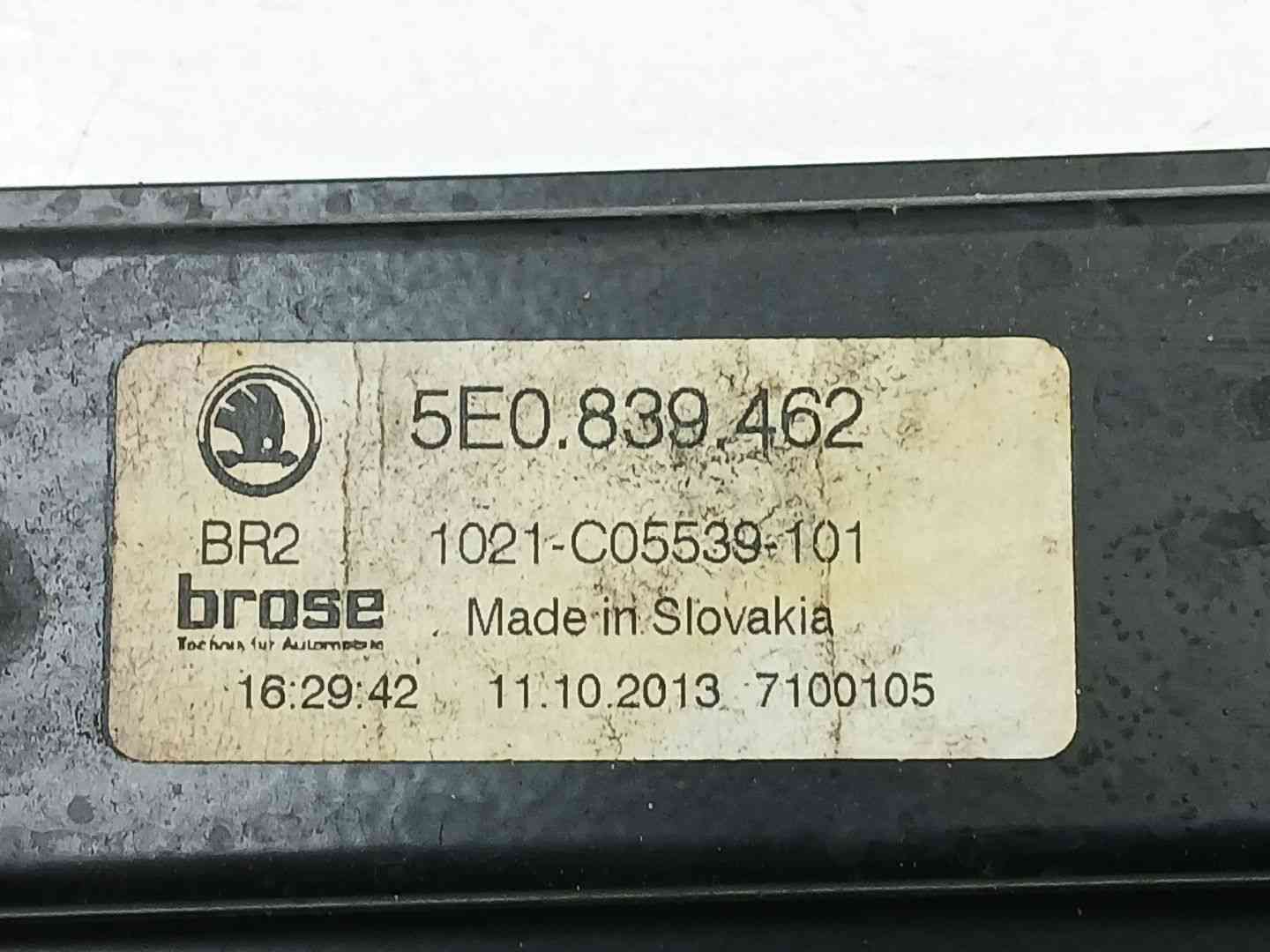 ELEVALUNAS TRASERO DERECHO SKODA OCTAVIA III Combi (5E5, 5E6) 5E0839462 / 5Q0959812A 5E08394625Q0959812A - Vista 2