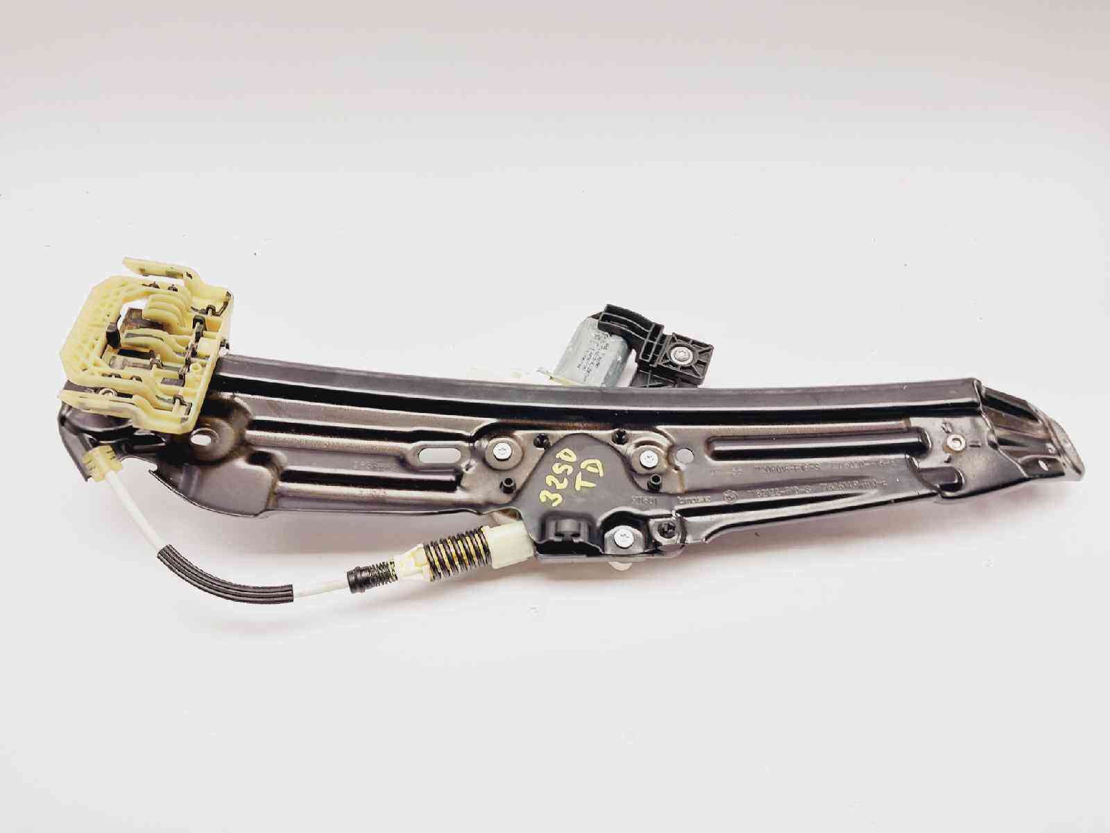ELEVALUNAS TRASERO DERECHO BMW SERIE 5 LIM. (F10) 942889100 / 72481720 / 7208018 942889100724817207208018