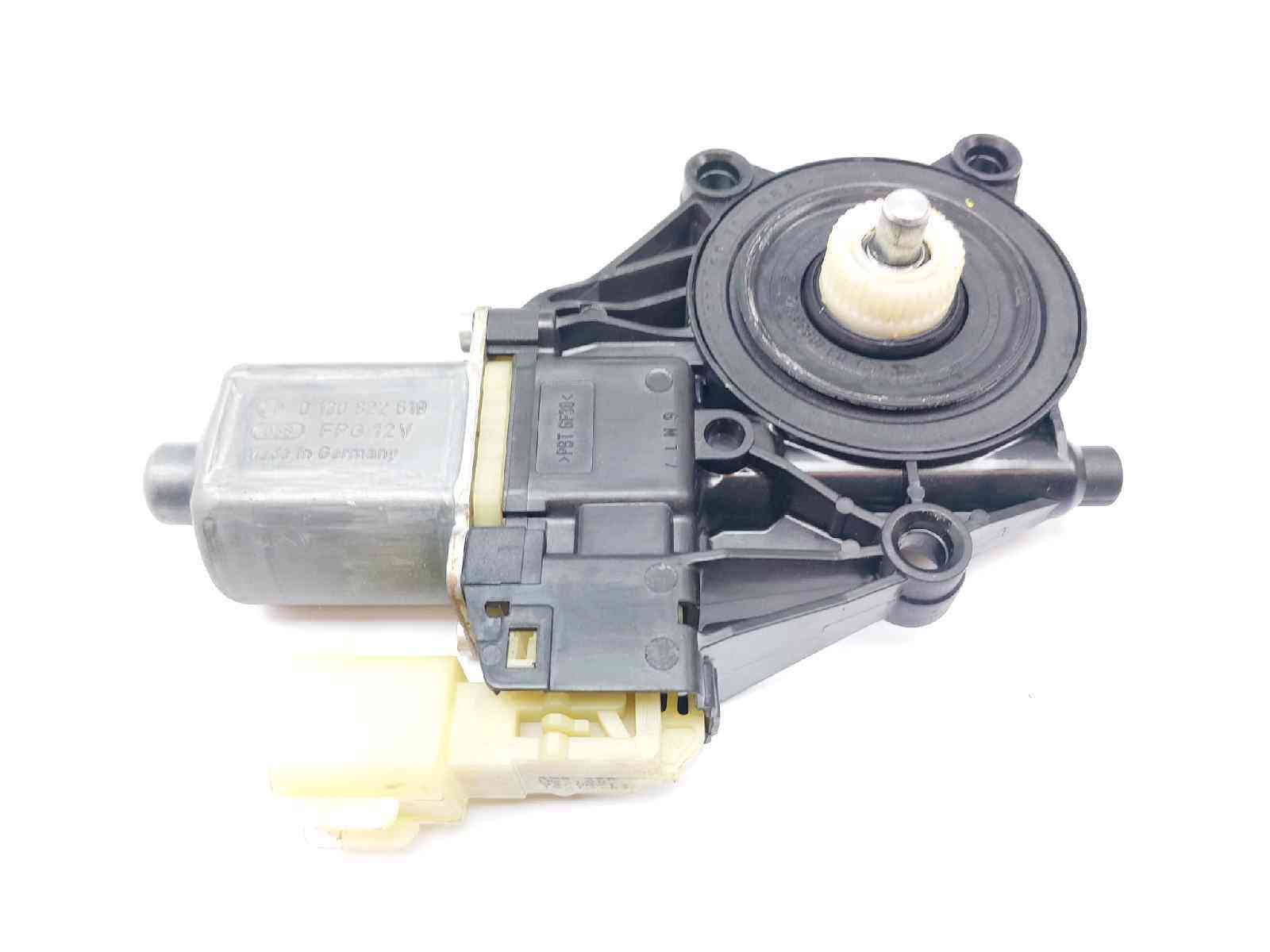 MOTOR ELEVALUNAS DELANTERO DERECHO FORD FIESTA (CCN) 8A6114553B / 0130822619 8A6114553B0130822619