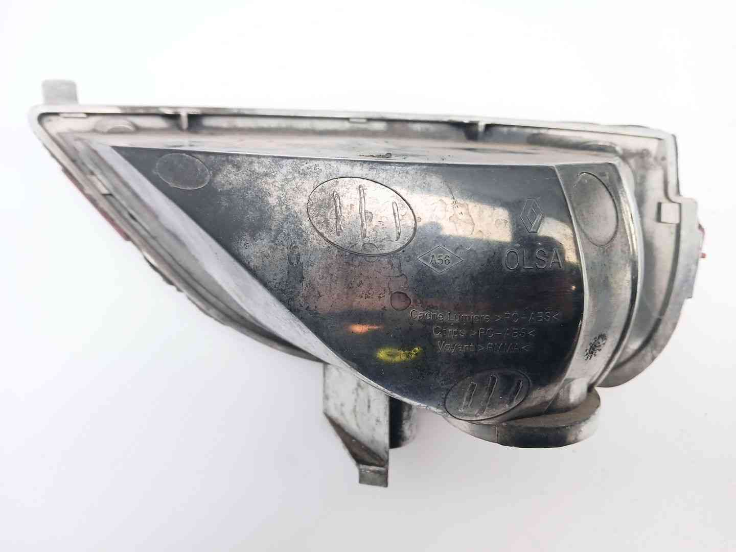 PILOTO TRASERO IZQUIERDO PARAGOLPES RENAULT CAPTUR 265850007R 265850007R - Vista 3