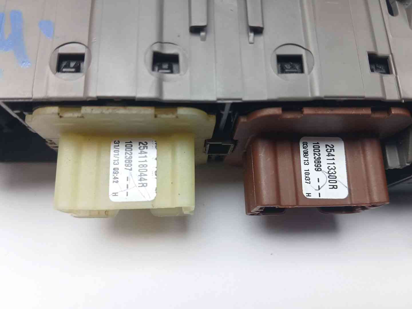 MANDO ELEVALUNAS DELANTERO IZQUIERDO RENAULT CAPTUR I (J5_, H5_) 254118044R / 254113300R 254118044R254113300R - Vista 3